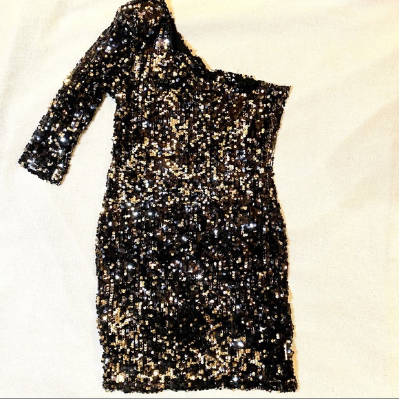 Blaque Label Meteor Explosion Sequin Dress - Picture 2 of 9